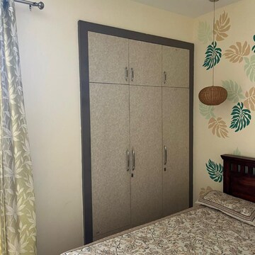 Room in 3 BHK Apartment at Emaar Gurgaon Greens, Sector 102 – for Rent