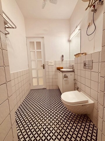 Bathroom in 1 BHK Builder Floor at Neb Sarai – for Rent