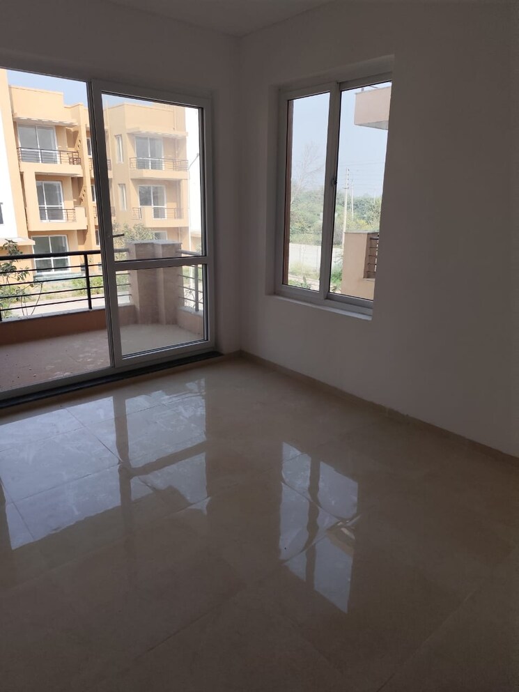 Room, op-floridaa 2 Bedroom 473 Sq.Ft. Apartment In Sector 82 Faridabad 8062810