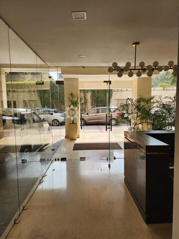Kitchen in 3 BHK Apartment at Emaar MGF Metropolis, Dlf Phase ii – for Rent