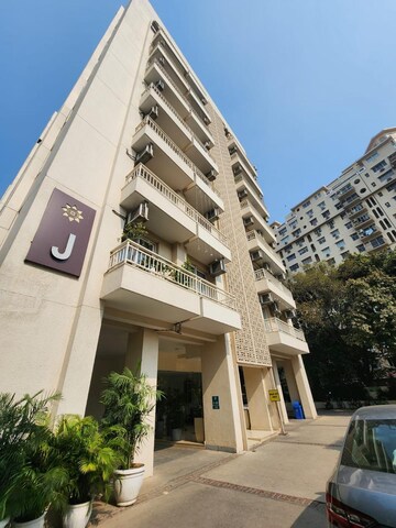 3 BHK Apartment – Exterior View View at Emaar MGF Metropolis, Dlf Phase ii - for Rent