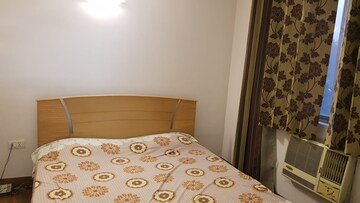 Bedroom in 3 BHK Apartment at DLF The Belvedere Park, Sector 24 – for Rent