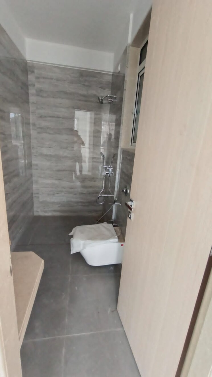 Bathroom, hubtown-rising-city 2 Bedroom 630 Sq.Ft. Apartment In Ghatkopar East Mumbai 8062877