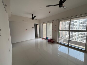 Room in 2 BHK Apartment at Pride Purple Park Astra, Hinjewadi – for Rent