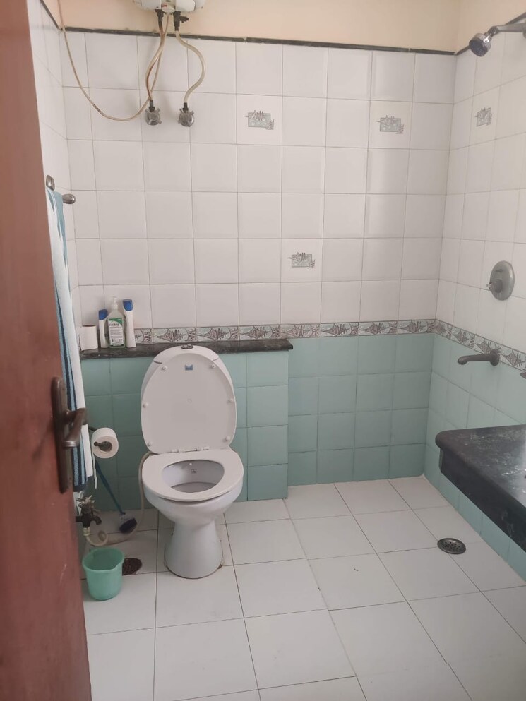 Bathroom, aba-cherry-county 3 Bedroom 964 Sq.Ft. Apartment In Tech Zone 4 Greater Noida Greater Noida 8062977