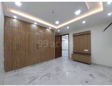 Room in 3.5 BHK Builder Floor at Onyx Plaza, Vasundhara Sector 3 – for Sale