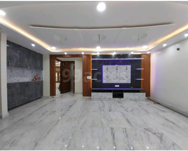  Parking, onyx-plaza 3.5 Bedroom 200 Sq.Mt. Builder Floor In Vasundhara Sector 3 Ghaziabad 8063062