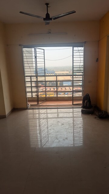 Room in 2 BHK Apartment at Nerul – for Rent