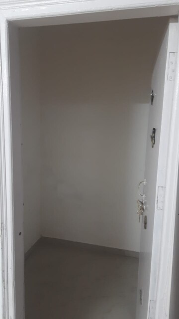 Room in 2 BHK Apartment at Vip Road – for Rent