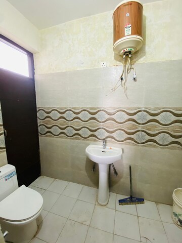 Bathroom in 2 BHK Apartment at Sunny Enclave – for Rent