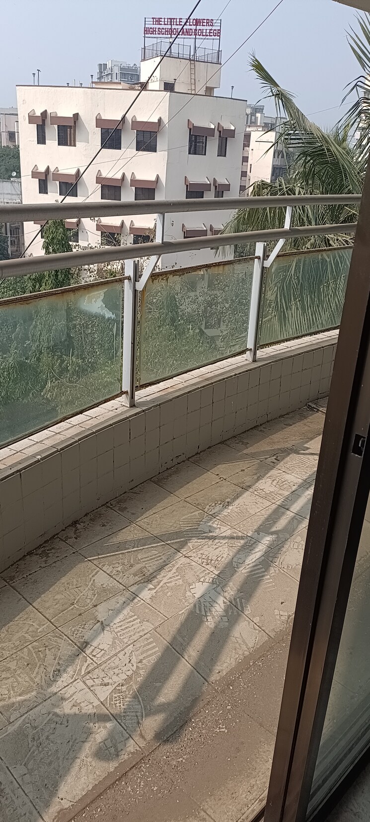 Balcony, silver-arch-apartment 2 Bedroom 725 Sq.Ft. Apartment In Andheri East Mumbai 8063149