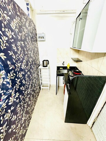 Team Area in 1 RK Apartment at Bandra West – for Rent