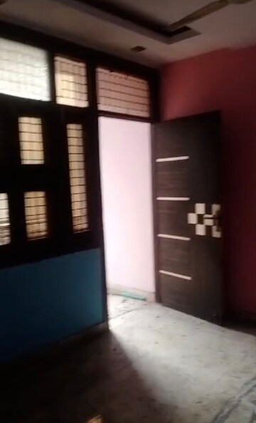 2 BHK Builder Floor For Rent in Laxmi Nagar Delhi  8063150