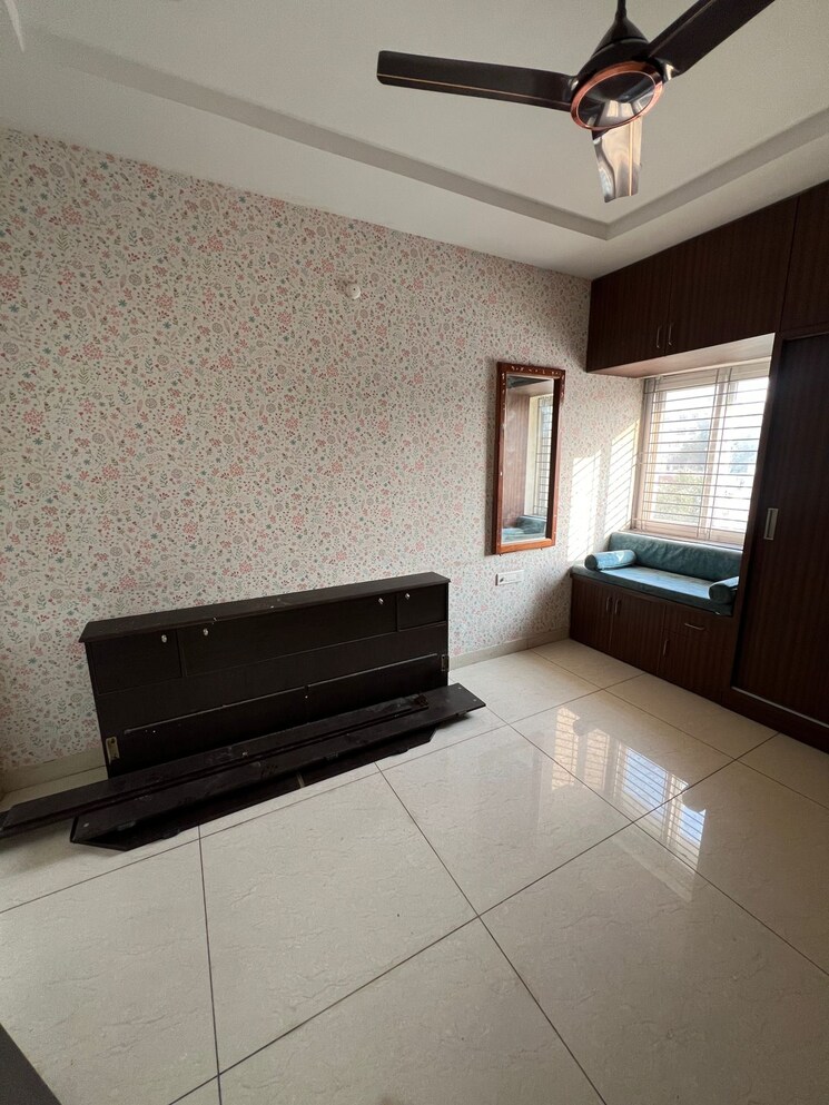 undefined, sri-chakra-apartment 3 Bedroom 2354 Sq.Ft. Apartment In Banjara Hills Hyderabad 8063221