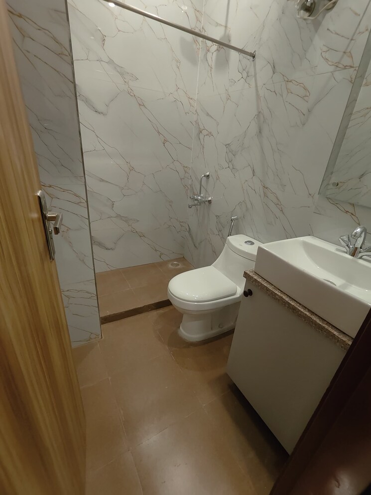Bathroom, ansal-sushant-lok-i 1 RK 550 Sq.Ft. Builder Floor In Sector 43 Gurgaon 8063136