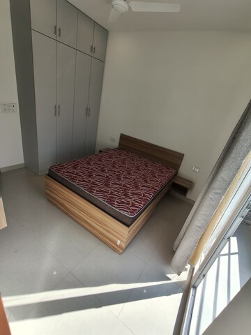 Bedroom in 1 RK Builder Floor at Ansal Sushant Lok I, Sector 43 – for Rent