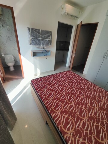 Bedroom in 1 RK Builder Floor at Ansal Sushant Lok I, Sector 43 – for Rent