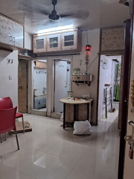 1 BHK 350 Sq.Ft. Apartment in Datta Krupa CHS Dadar East