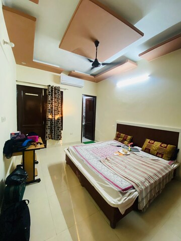 Bedroom in 2 BHK Apartment at Sunny Enclave – for Rent