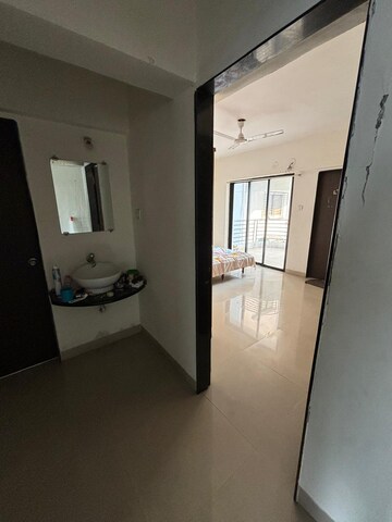 Room in 2 BHK Apartment at Sai Canary, Balewadi – for Rent