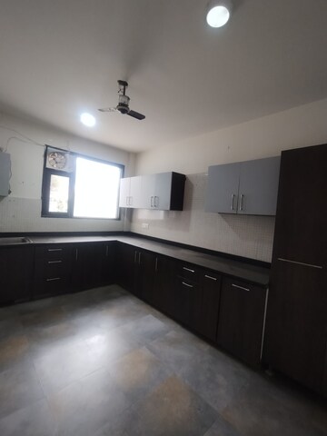 3 BHK Builder Floor For Rent in Ansal Sushant Lok I, Sector 43
