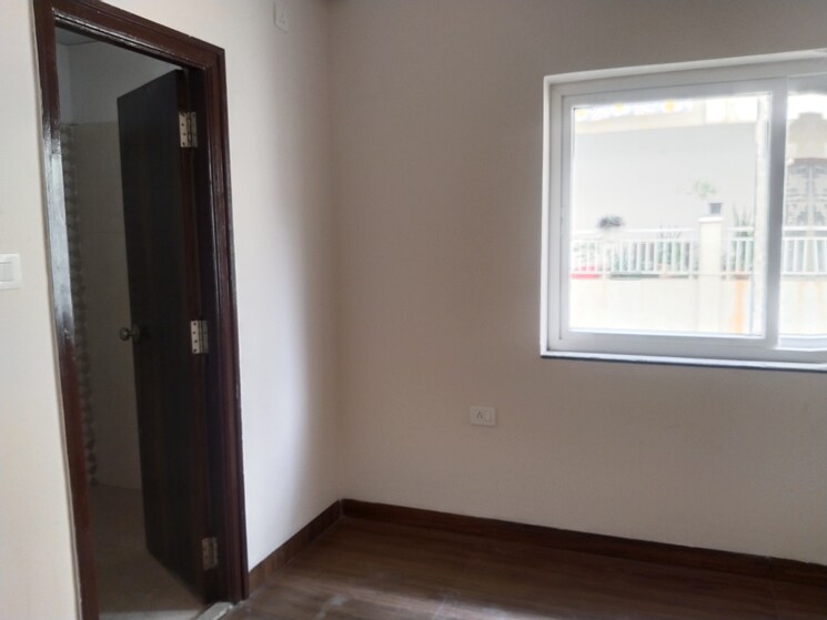 Room, sri nagar colony 3 Bedroom 1750 Sq.Ft. Apartment In Sri Nagar Colony Hyderabad 8063318