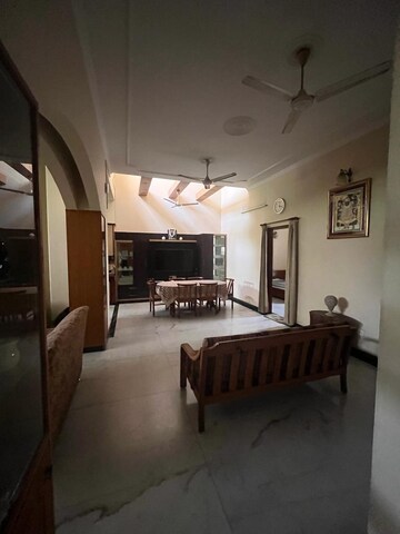 Living Room in 3 BHK Builder Floor at RWA Apartments Sector 26, Sector 26 – for Rent