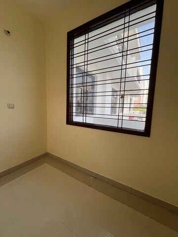 Room in 3 BHK Independent House at RWA Apartments Sector 108, Sector 108 – for Rent