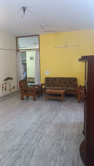 Living Room in 3 BHK Independent House at RWA Apartments Sector 50, Sector 50 – for Rent