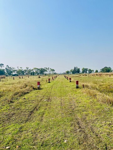  Plot For Sale in Batanagar