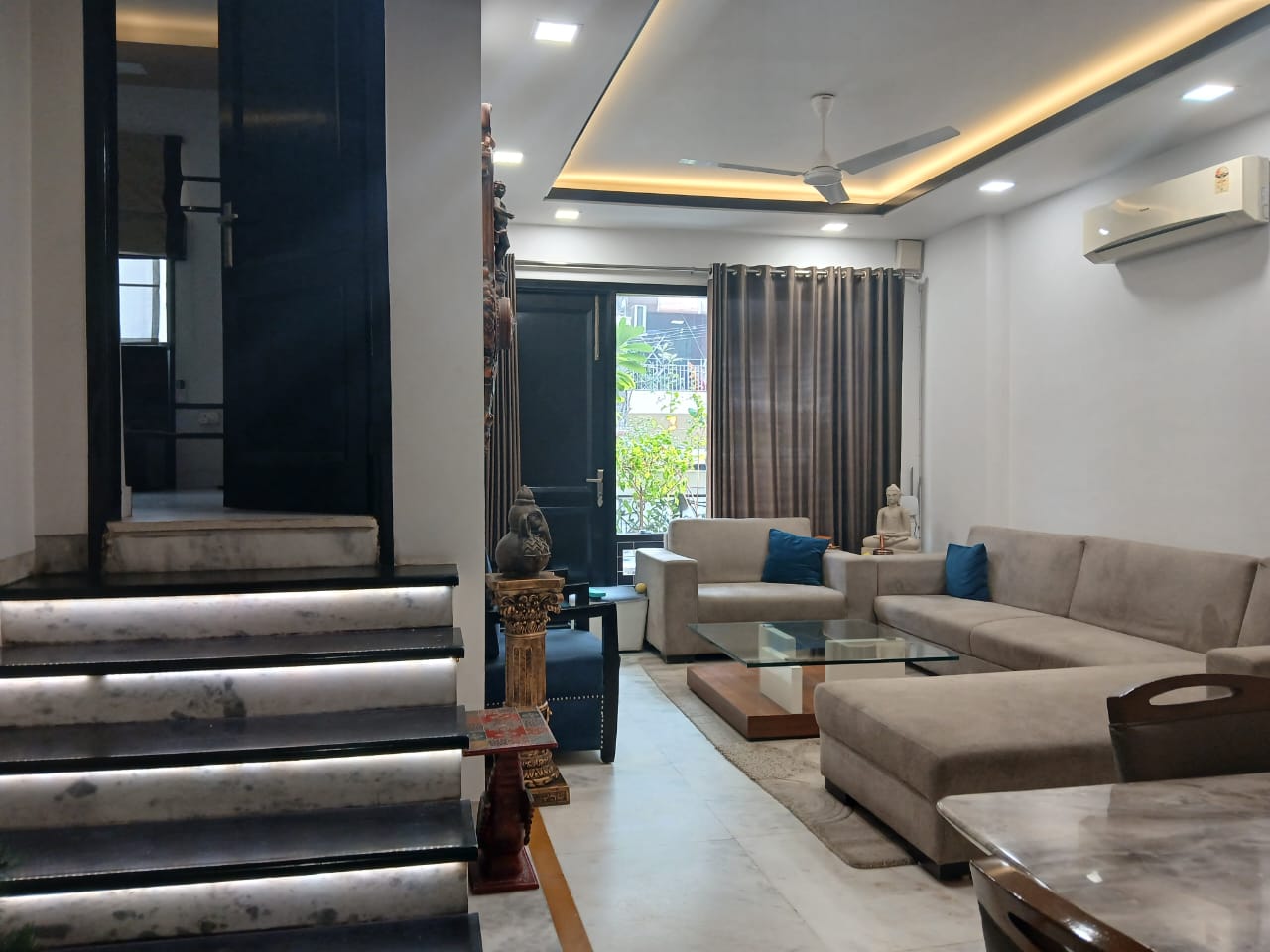 3 BHK + Servant Room Builder Floor For Sale in Green Park
