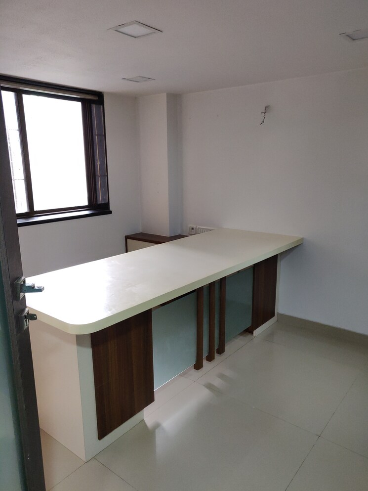 undefined, malad west Commercial Office Space 760 Sq.Ft. In Malad West Mumbai 8063395