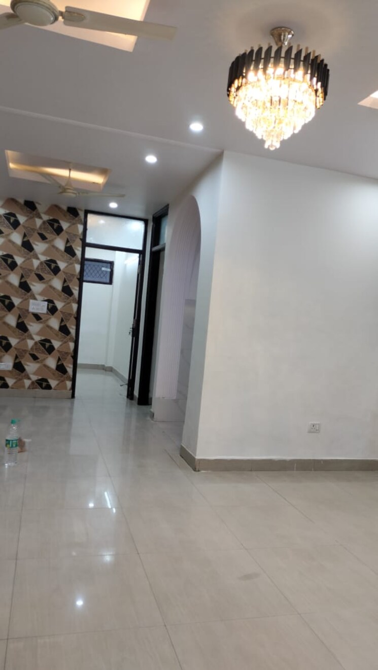 Room, sai-enclave-niti-khand 3 Bedroom 1250 Sq.Ft. Builder Floor In Niti Khand Ghaziabad 8063478