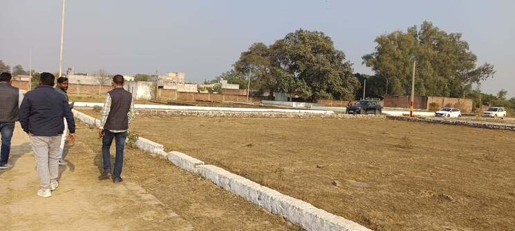 undefined, gomti nagar  1000 Sq.Ft. Plot In Gomti Nagar Lucknow 8063492