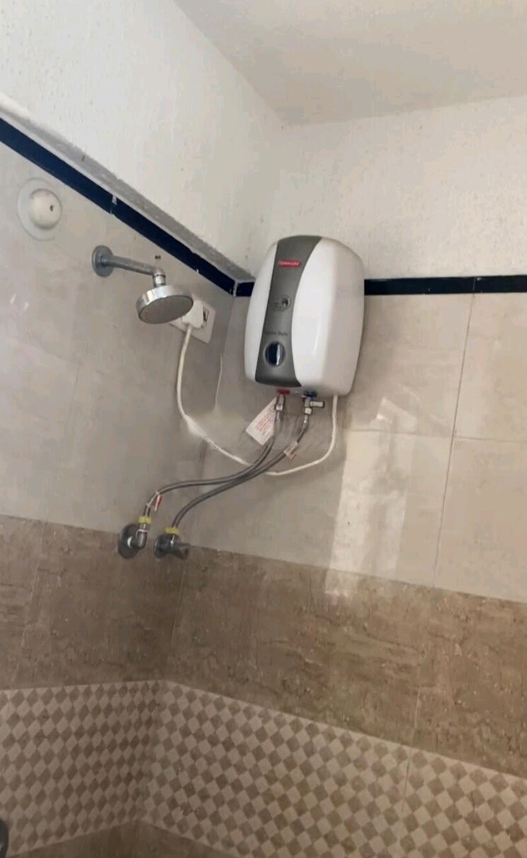 Bathroom, lodha-casa-royale 2 Bedroom 850 Sq.Ft. Apartment In Balkum Pada Thane 8063529