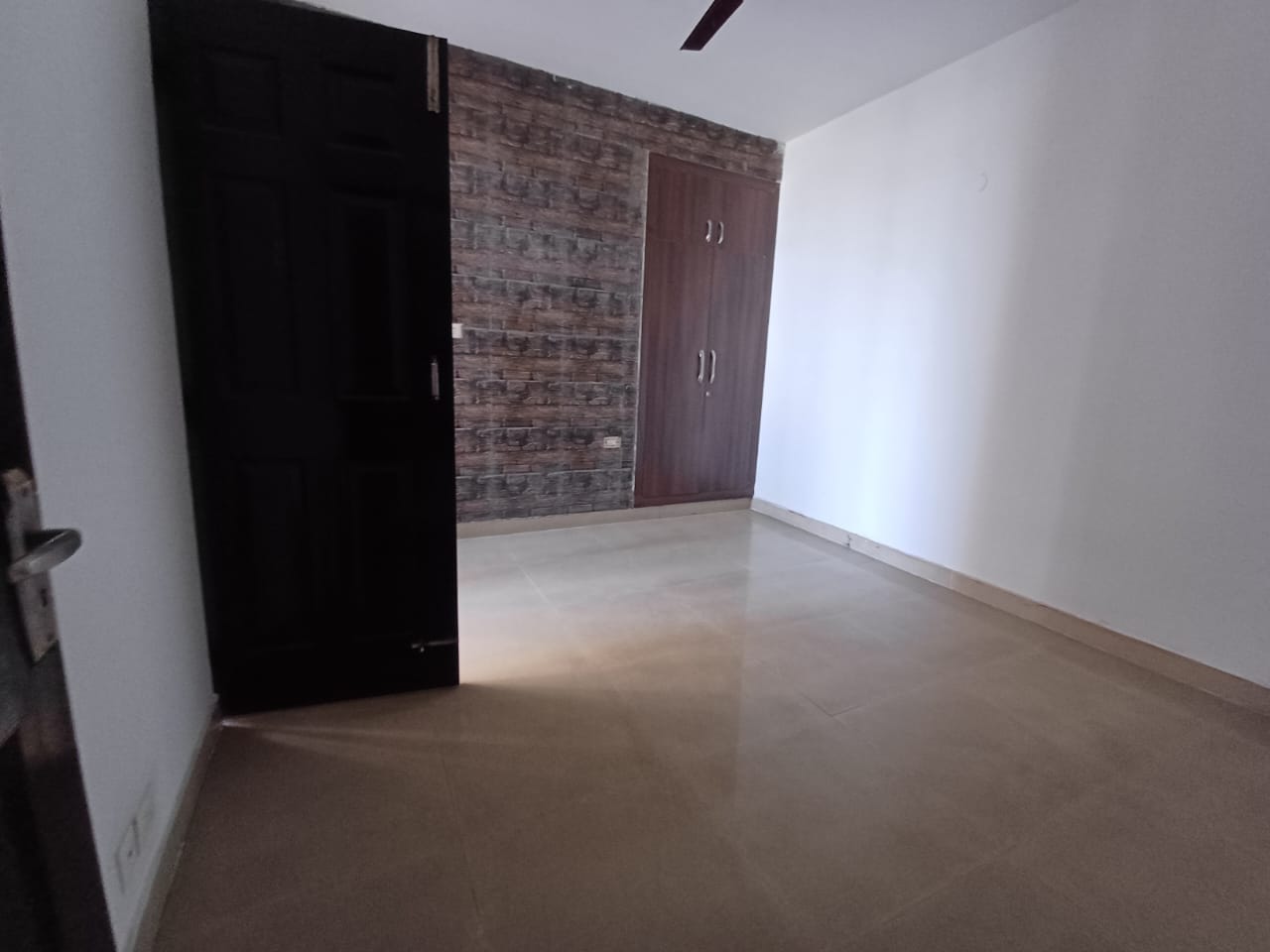 3 BHK + Servant Room Apartment For Sale in Sector 150
