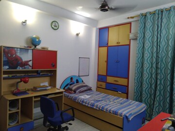 Bedroom in 3 BHK Builder Floor at Unitech South City II, Sector 50 – for Rent