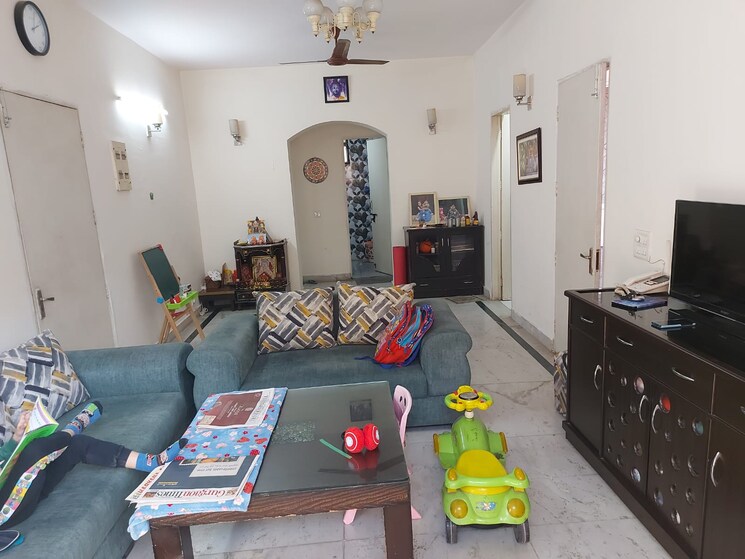 Living Room, ss-southend-floors 2 Bedroom 1500 Sq.Ft. Builder Floor In South City 2 Gurgaon 8063574