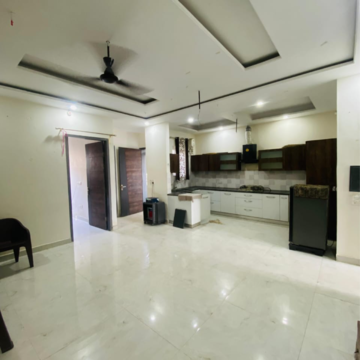 Living Room in 3 BHK Builder Floor at Sector 127 – for Rent