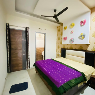 Bedroom in 3 BHK Builder Floor at Sector 127 – for Rent