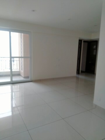 Room in 3 BHK Apartment at Maya Green Lotus Utsav, International Airport Road – for Rent