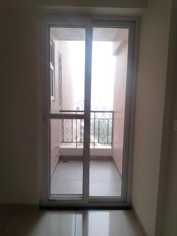 Room in 3 BHK Apartment at Maya Green Lotus Utsav, International Airport Road – for Rent
