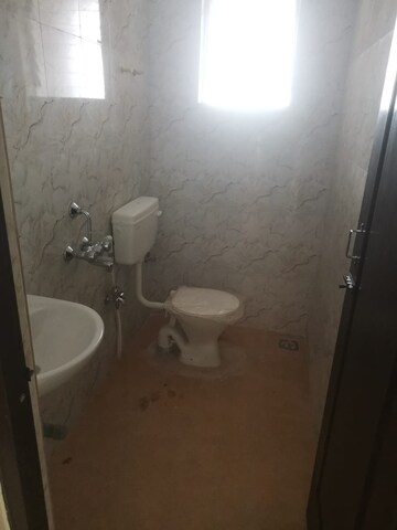 Bathroom in 1 BHK Apartment at Cortalim – for Rent