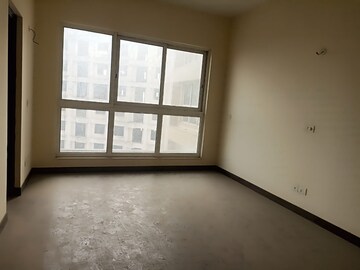 Room in 2 BHK Apartment at Gardenia Golf City, Sector 75 – for Rent