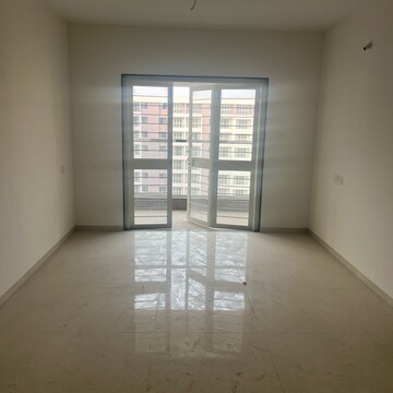 Room in 2.5 BHK Apartment at Kohinoor Viva City, Madhav Nagar – for Sale