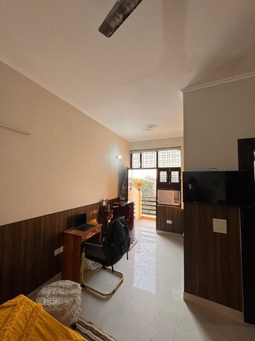 Living Room in 1 RK Builder Floor at Sector 52 – for Rent