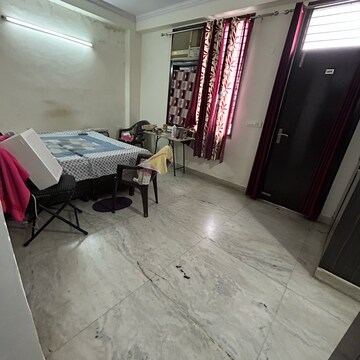 Bedroom in 2 BHK Builder Floor at Kotla Mubarakpur – for Sale