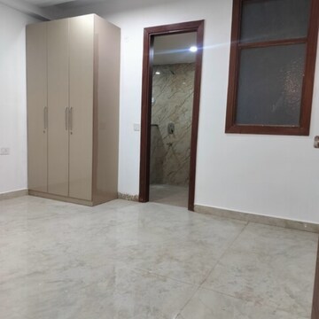 Room in 2 BHK Builder Floor at Panchsheel Vihar – for Rent