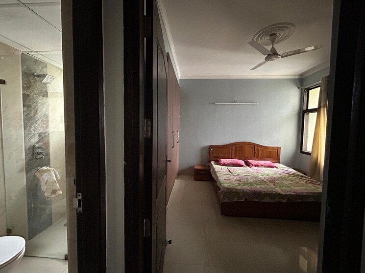 Bedroom, amrapali-silicon-city 2 Bedroom 1075 Sq.Ft. Apartment In Sector 76 Noida 8063747