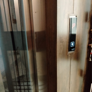 Building Lobby in 2 BHK Builder Floor at Malviya Nagar – for Rent